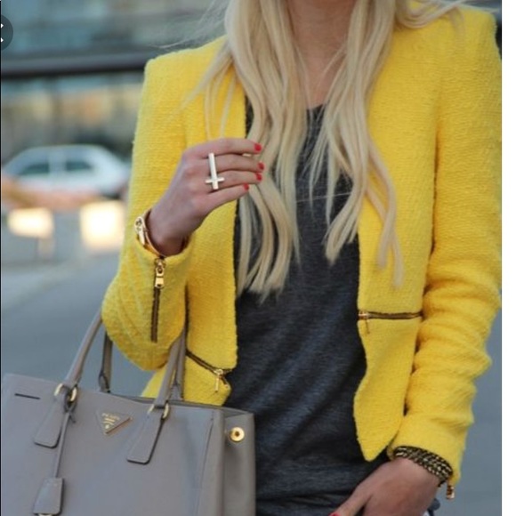 Zara fantasy tweed yellow zipper blazer - Picture 2 of 4